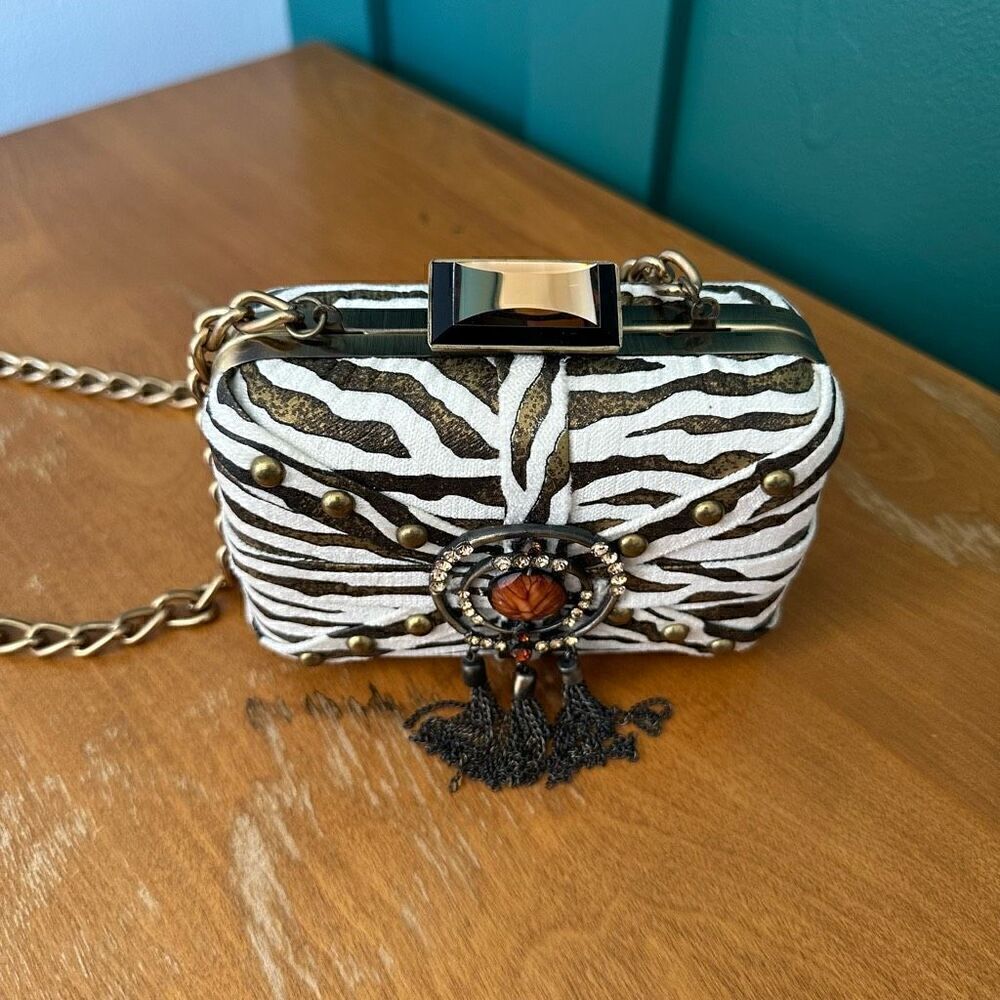 Mary Frances Aria Bronze Zebra Printed Tassel Versatile Shoulder Clutch Bag - Picture 3 of 14
